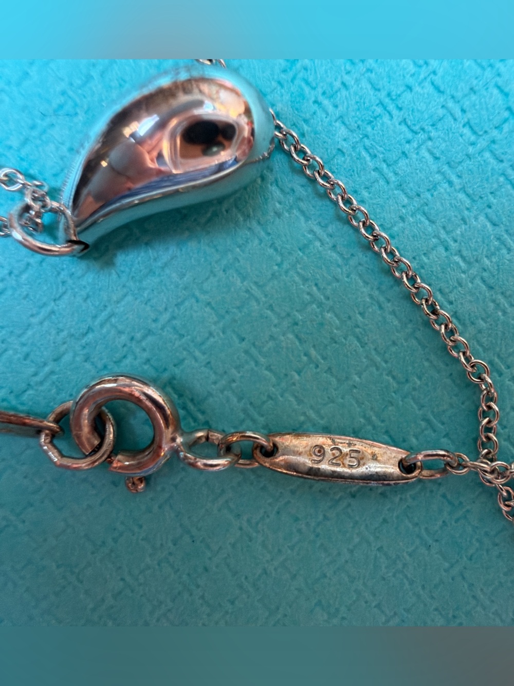 Tiffany & Co. Elsa Peretti sterling silver teardrop pendant necklace & Bag - Picture 6 of 9